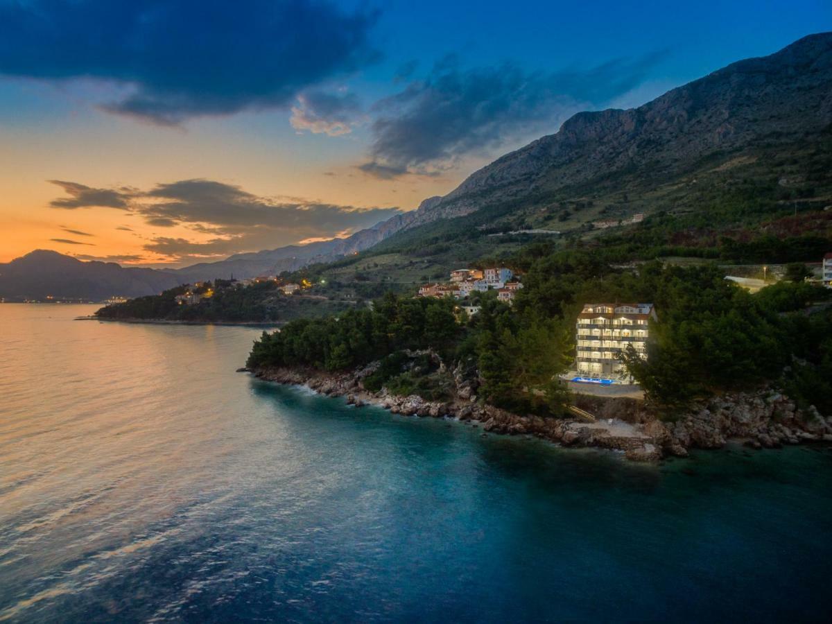 Villa Charlotte Omiš Extérieur photo